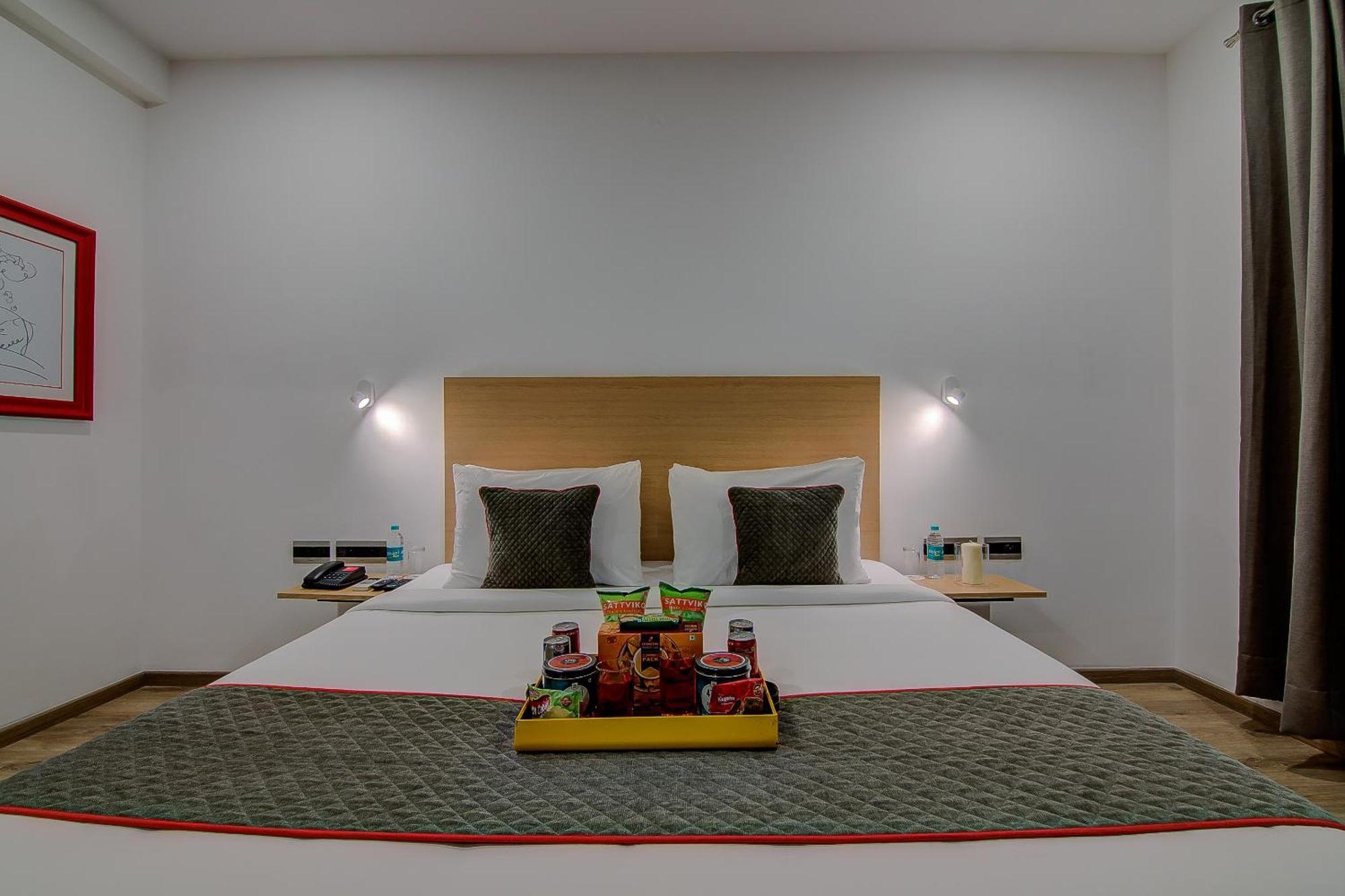 Super Townhouse Global Village Tech Park Near Kengeri Bus Terminal Metro Station Bangalore Dış mekan fotoğraf