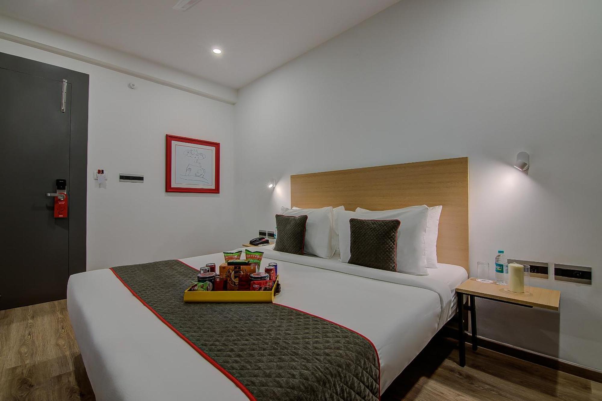 Super Townhouse Global Village Tech Park Near Kengeri Bus Terminal Metro Station Bangalore Dış mekan fotoğraf