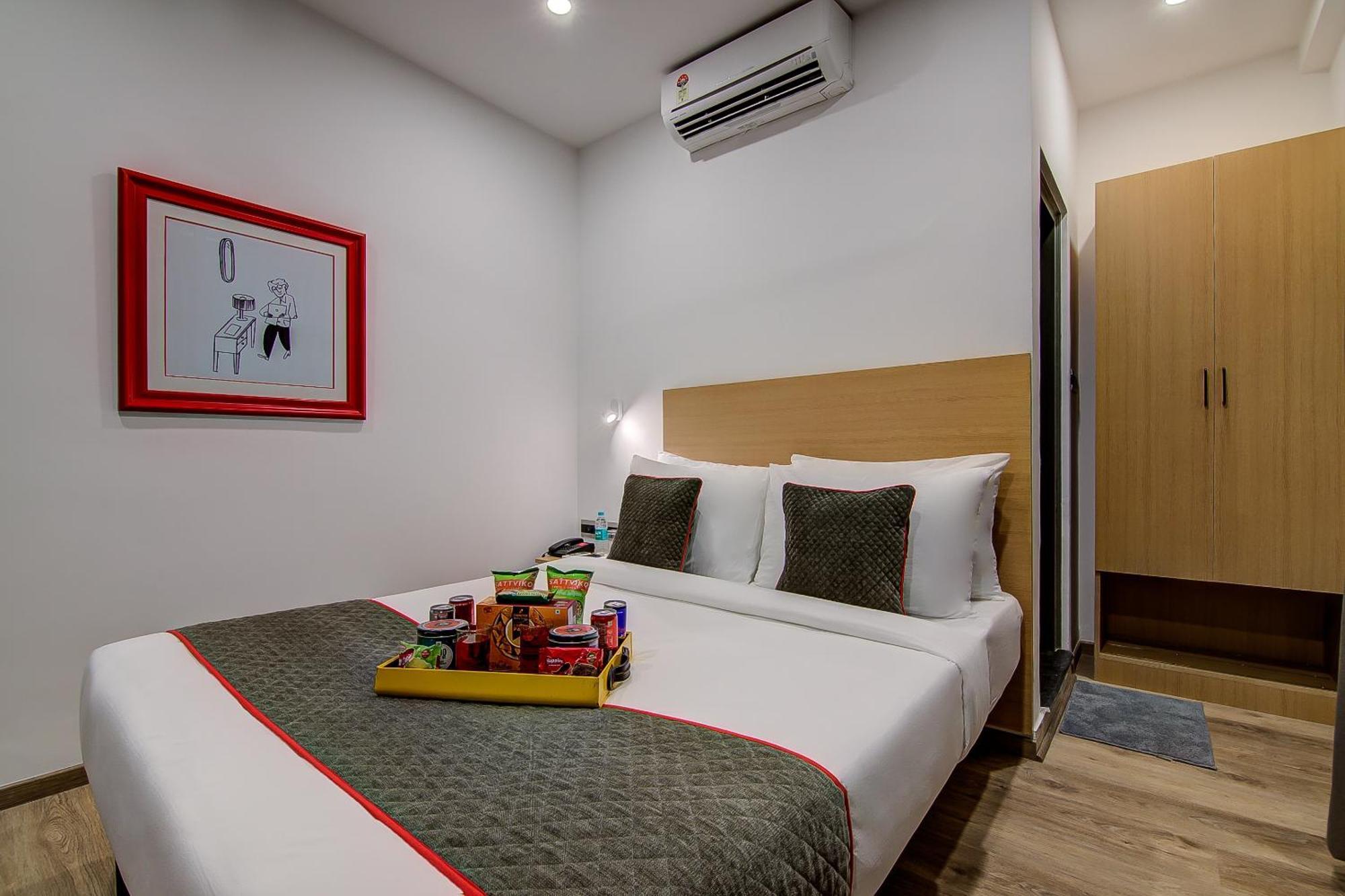 Super Townhouse Global Village Tech Park Near Kengeri Bus Terminal Metro Station Bangalore Dış mekan fotoğraf
