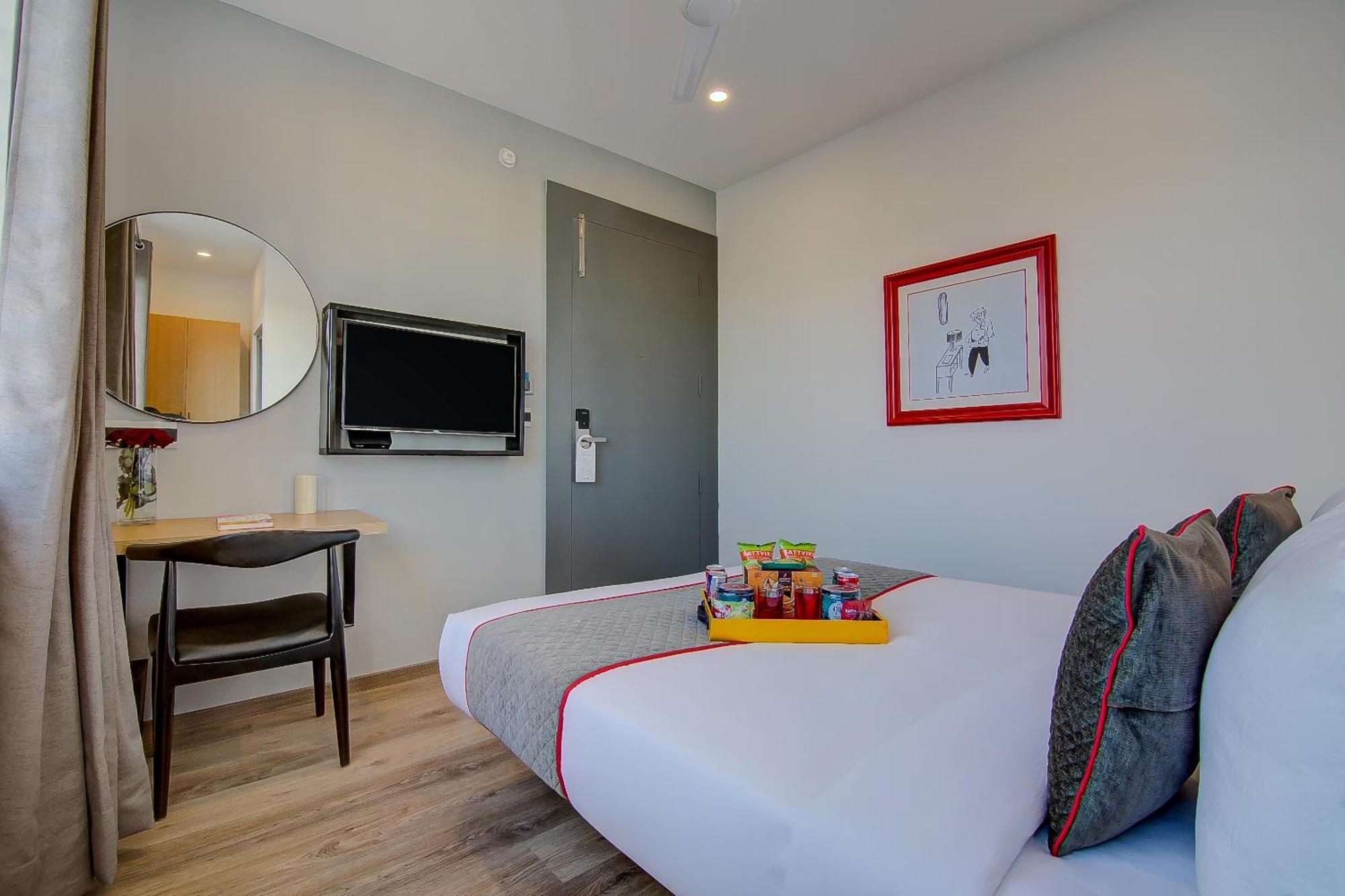 Super Townhouse Global Village Tech Park Near Kengeri Bus Terminal Metro Station Bangalore Dış mekan fotoğraf
