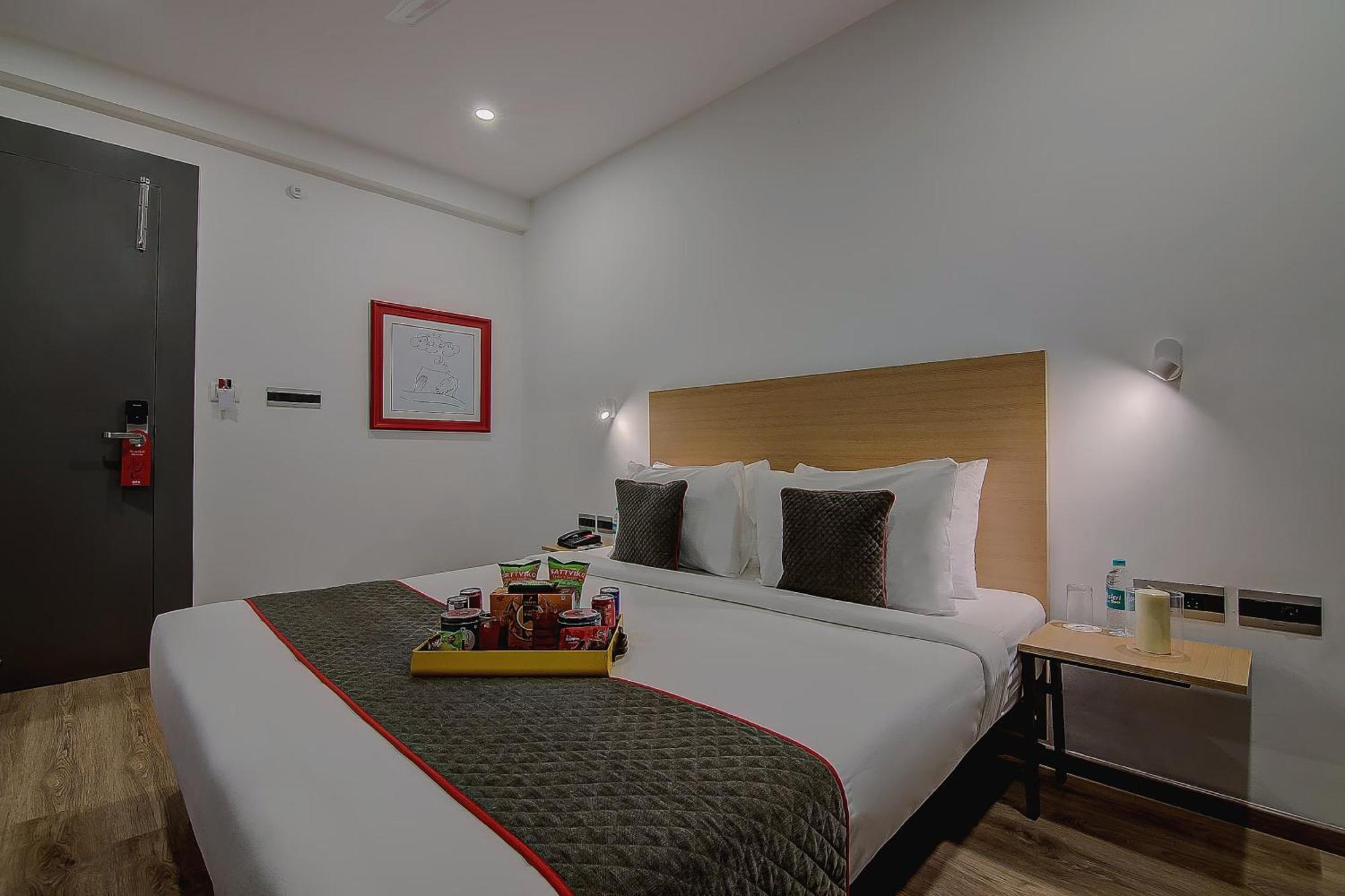 Super Townhouse Global Village Tech Park Near Kengeri Bus Terminal Metro Station Bangalore Dış mekan fotoğraf