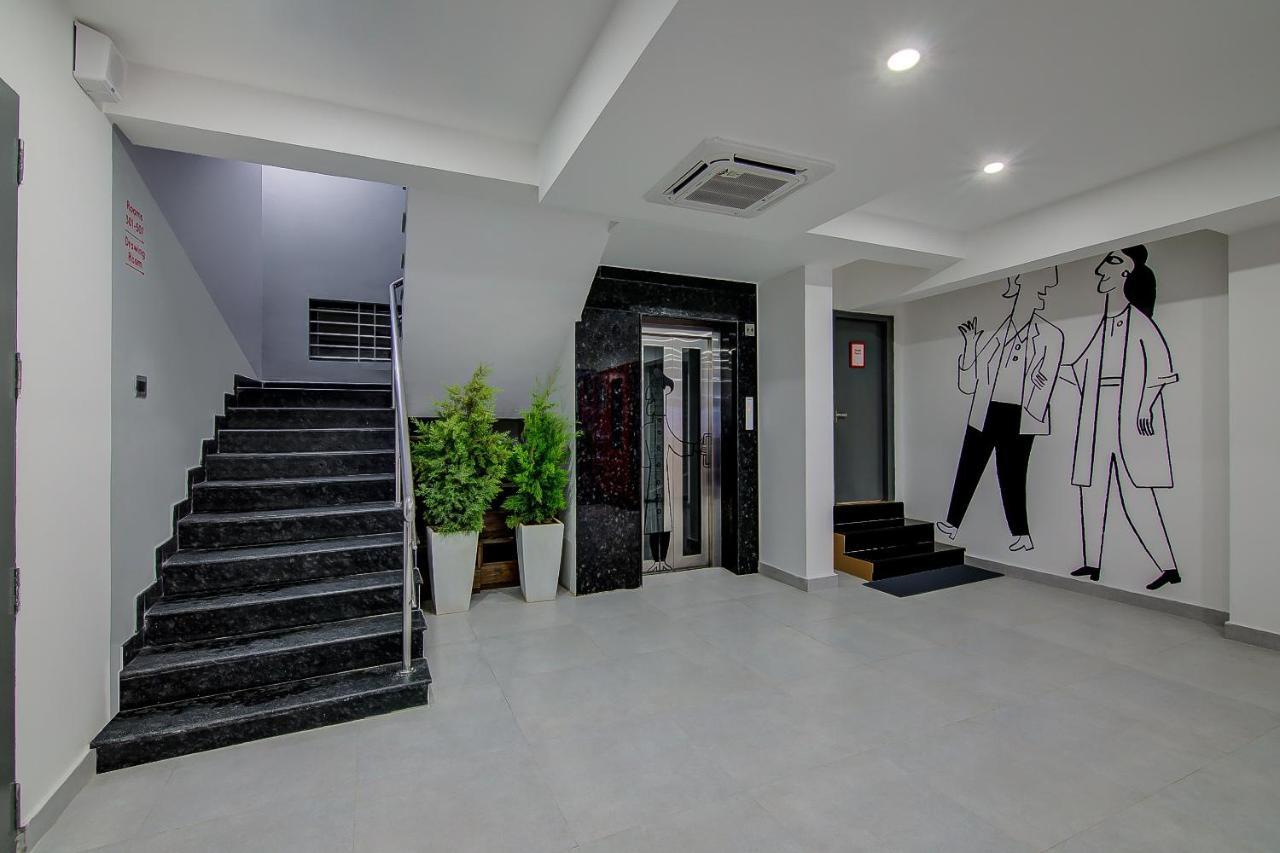 Super Townhouse Global Village Tech Park Near Kengeri Bus Terminal Metro Station Bangalore Dış mekan fotoğraf